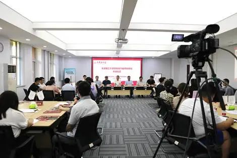 我校舉辦青年骨干教師研修班