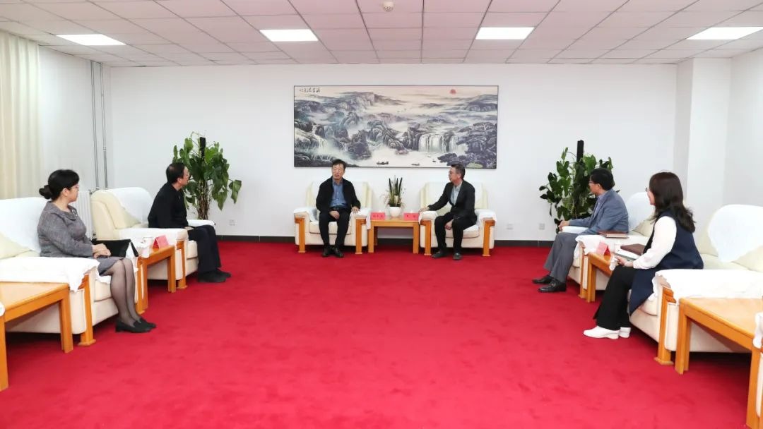 民進(jìn)市委會高校聯(lián)合活動在學(xué)校舉辦