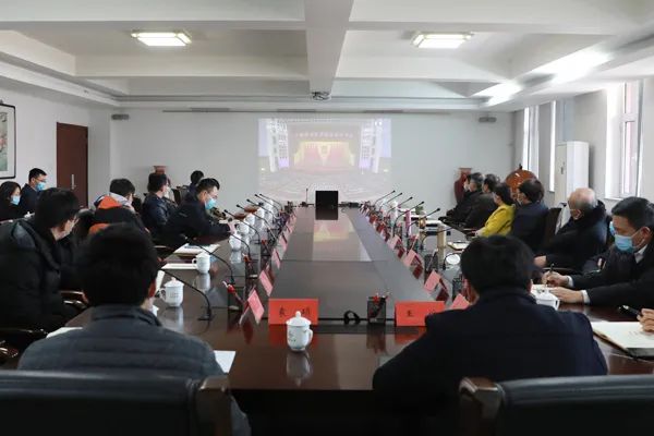 天理師生熱議習近平總書記在全國脫貧攻堅總結表彰大會上的講話