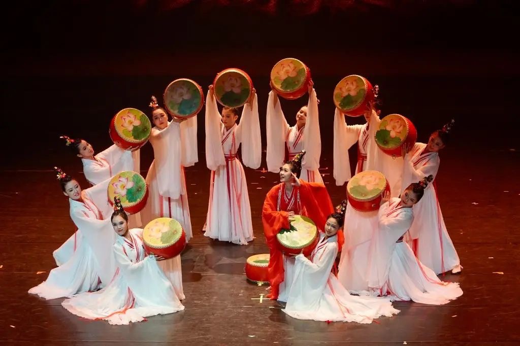 我校聾人舞蹈《適此樂土》榮獲第十一屆全國殘疾人藝術匯演一類節目