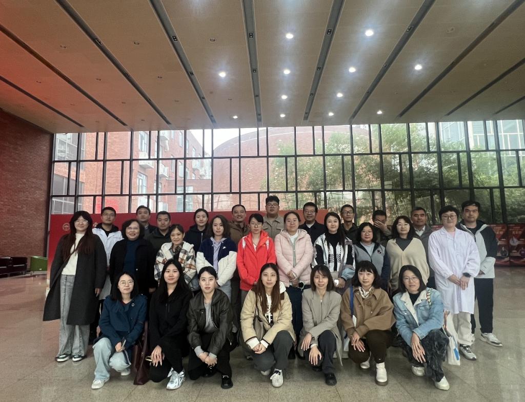 理學(xué)院實(shí)驗(yàn)中心教師黨支部開(kāi)展主題黨日活動(dòng)