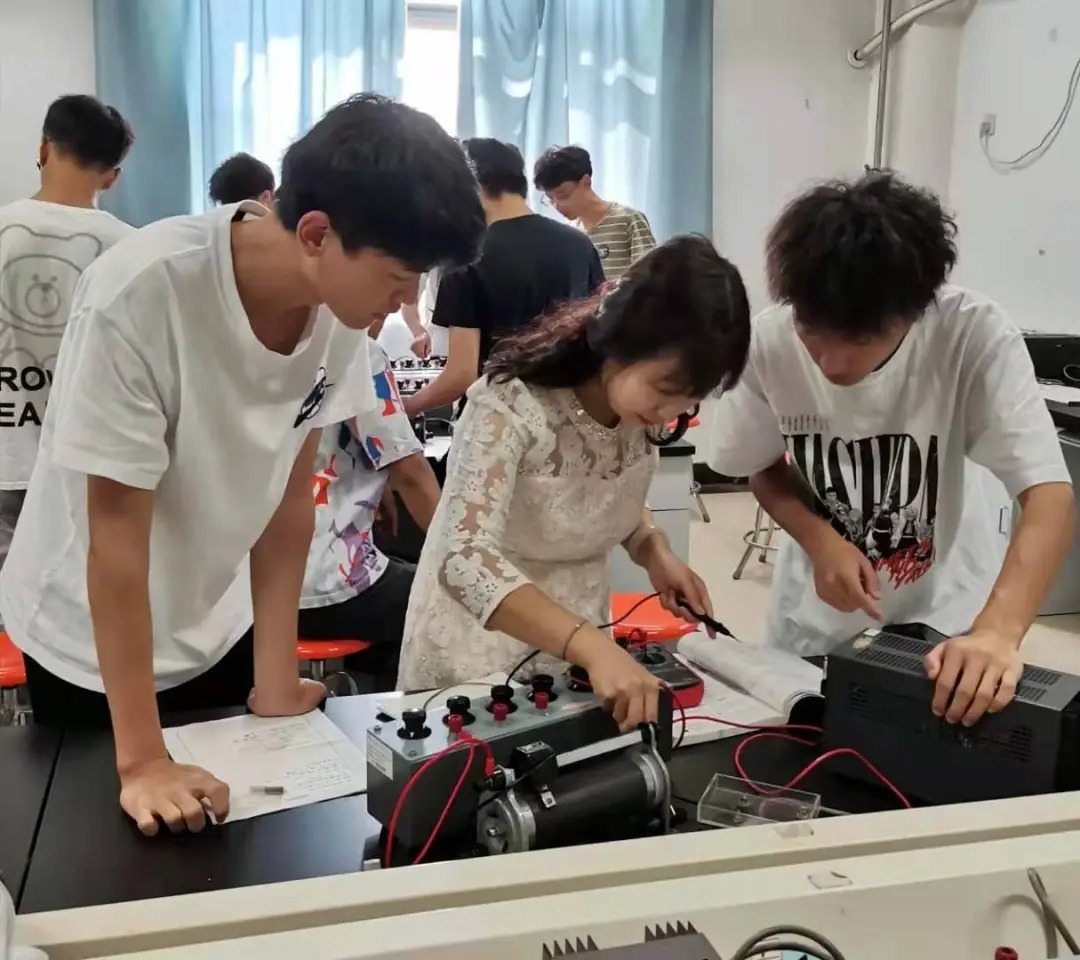 天津市優秀教師、理學院張斯文：堅守一線錘煉本領 潛心育人踐行使命